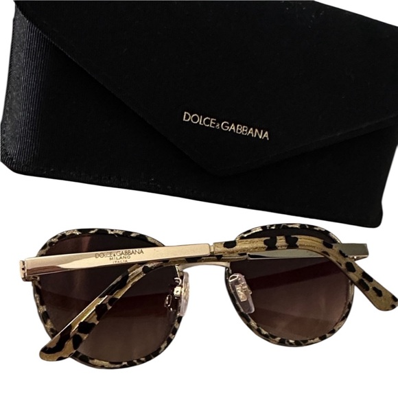 Dolce & Gabbana Leopard Sunglasses - Picture 2 of 4